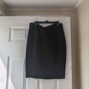 NWOT Black Cassie Pencil Skirt